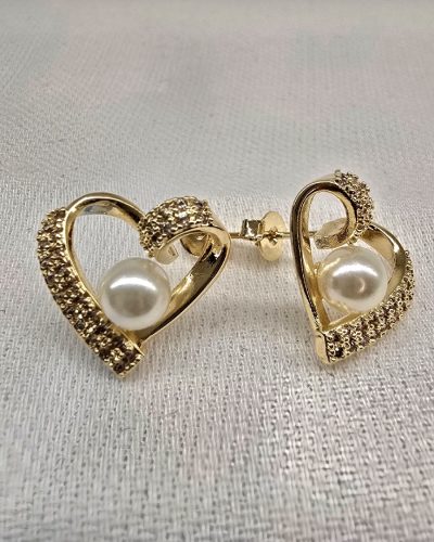 Brinco coração com pérola e zircônia no banho do ouro 18k - 1,5cm